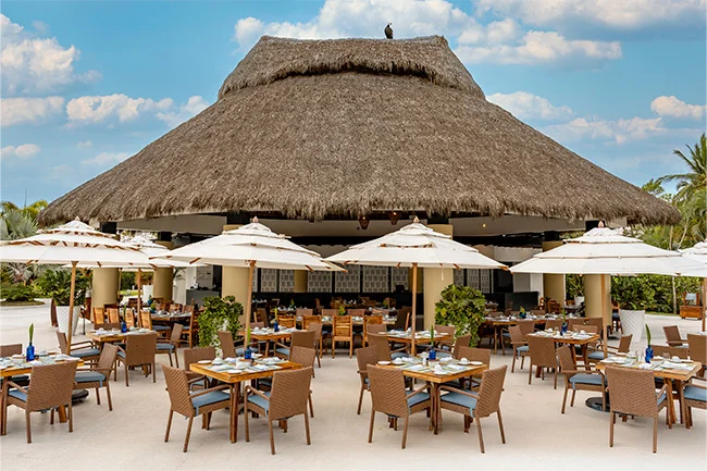 Restaurante gourmet frente a la playa